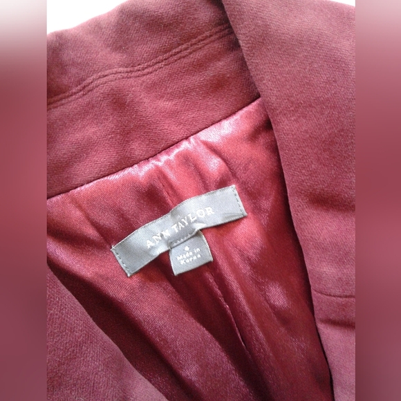 Jacket - Picture 5 of 5